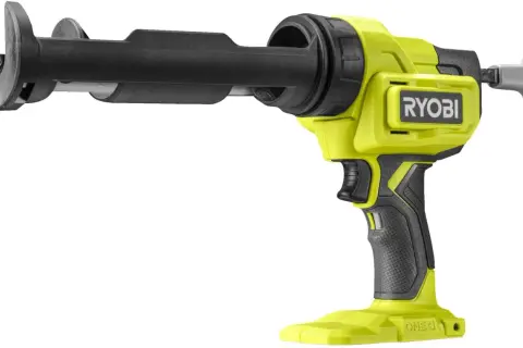 Żółto-czarny pistolet do silikonu Ryobi. Dowiedz się, jak odblokować pistolet do silikonu, by łatwo wymienić tubę.